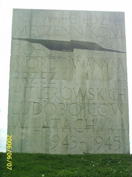 monument aux victimes