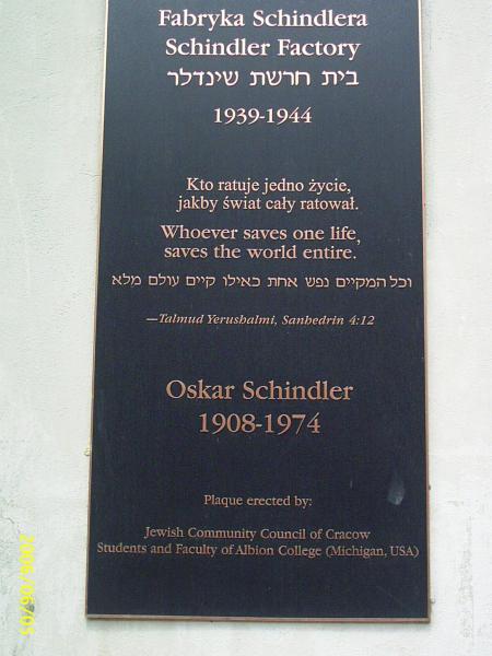 plaque en l honneur d oskar schindler 