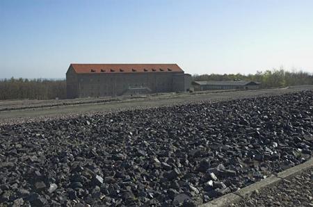 des milliers de personnes on trouv�es la mort ici