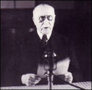 le marechal petain...a la tete du gouvernement de vichy